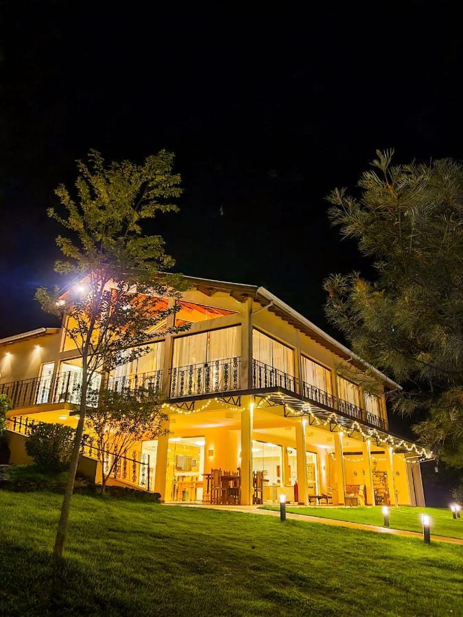 Pousada Fazenda Peroba Rosa Pedregulho ภายนอก รูปภาพ