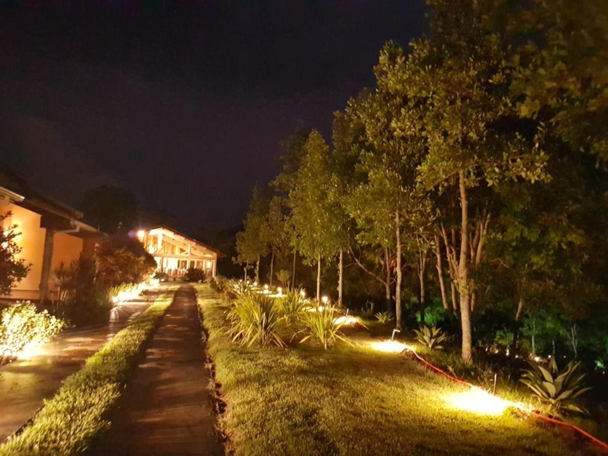 Pousada Fazenda Peroba Rosa Pedregulho ภายนอก รูปภาพ
